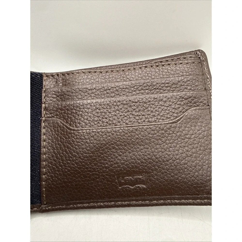 Men's Leather Bifold Wallet Black & Brown ID Window‎ Logo Plaque Levi Strauss